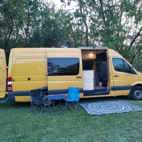 2013 Freightliner Sprinter Class B available for rent in Kenosha, Wisconsin