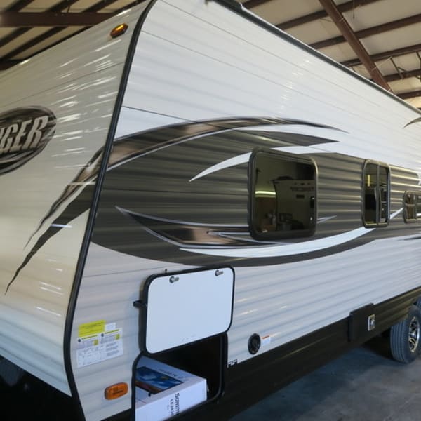 2017 Prime Time AVENGER 26BH Travel Trailer available for rent in Gaylord, Michigan