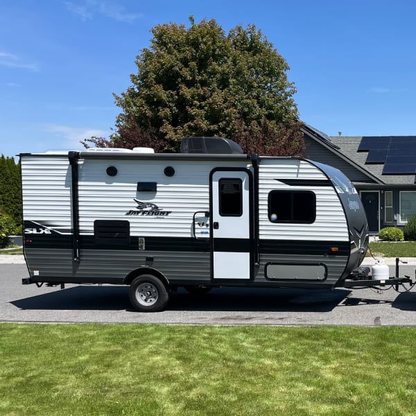 2023 Jayco Jay Flight SLX Travel Trailer available for rent in Filer, Idaho