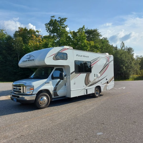 2020 Thor Four Winds Class C available for rent in Kitchener, Ontario