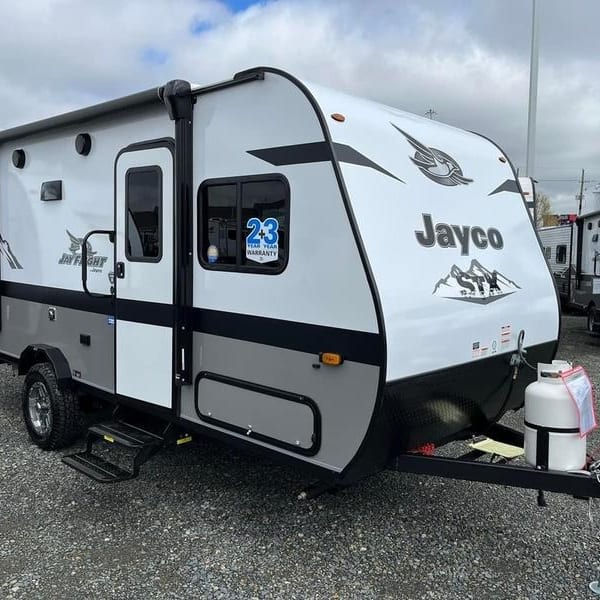 2022 Jayco Jay Flight SLX Travel Trailer available for rent in Oro Medonte, Ontario