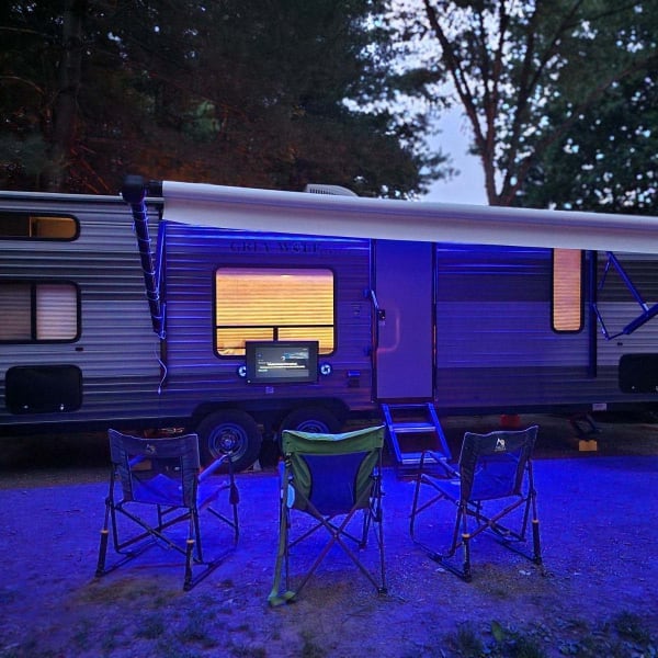 2017 Forest River Cherokee Grey Wolf Travel Trailer available for rent in Sevierville, Tennessee