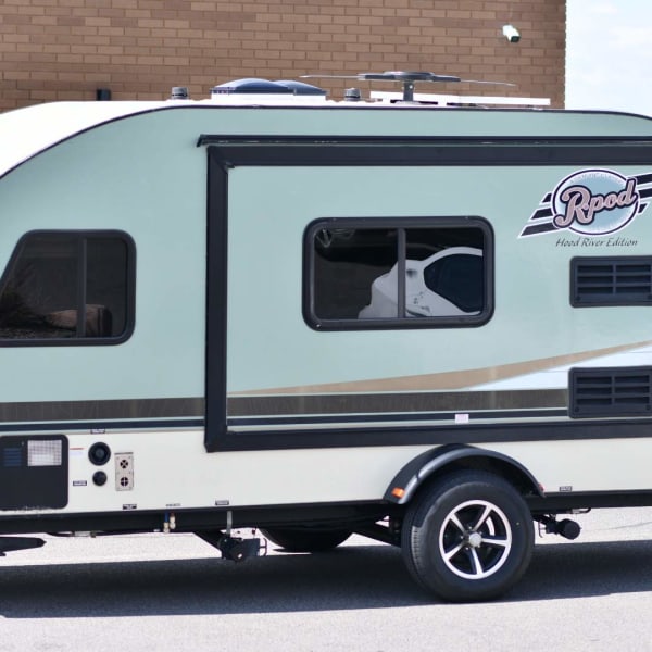 2020 Winnebago MicroMini 2306 BHS Travel Trailer available for rent in Calgary, Alberta
