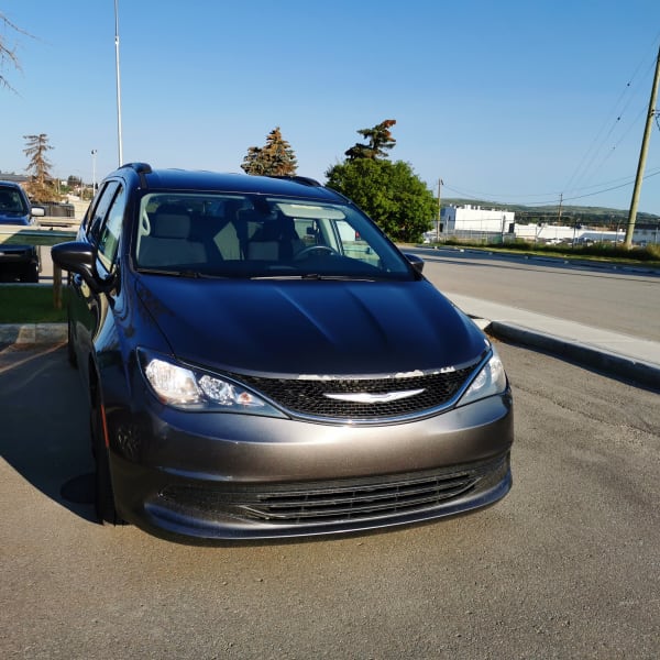 2017 Chrysler Pacifica Class B available for rent in Calgary, Alberta