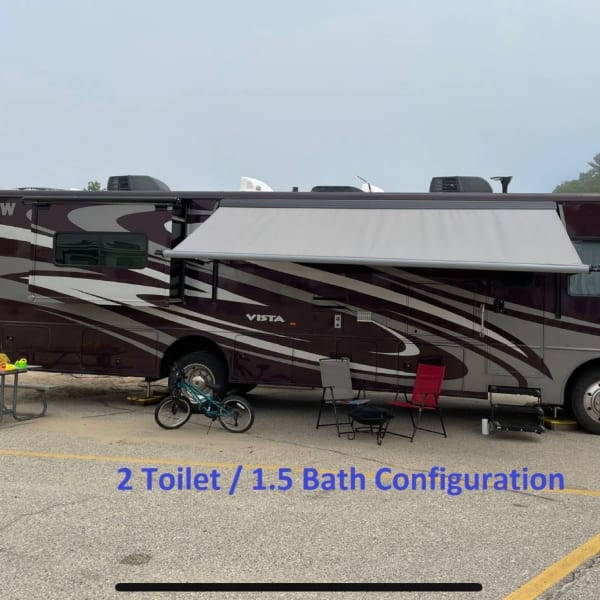 2014 Winnebago Vista Class A available for rent in Waunakee, Wisconsin