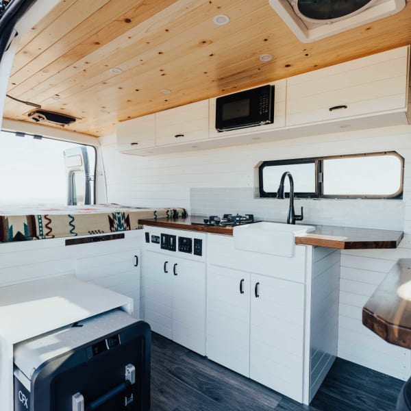 2020 Dodge PROMASTER Class B available for rent in Kahului, Hawaii