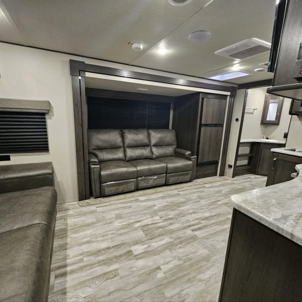 2022 Grand Design Transcend Xplor Travel Trailer available for rent in Radford, Virginia