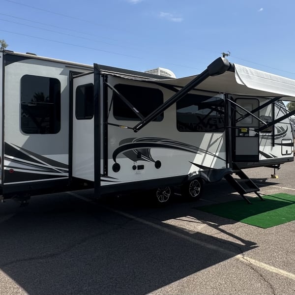 2020 Jayco White Hawk Travel Trailer available for rent in Phoenix, Arizona