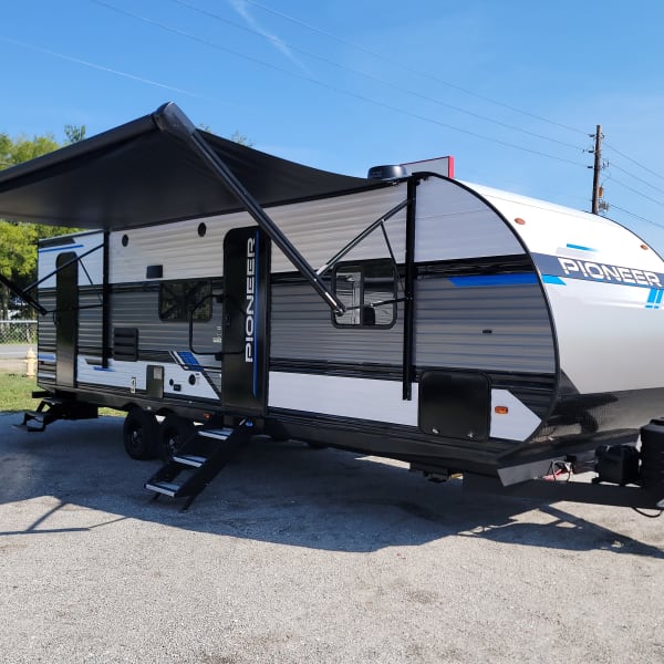 2023 Heartland RVs Pioneer Travel Trailer available for rent in Jacksonville, Florida