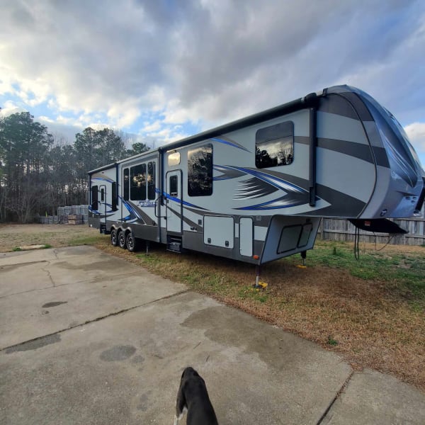 2016 Keystone RV Fuzion Toy Hauler Travel Trailer available for rent in Dalzell, South Carolina