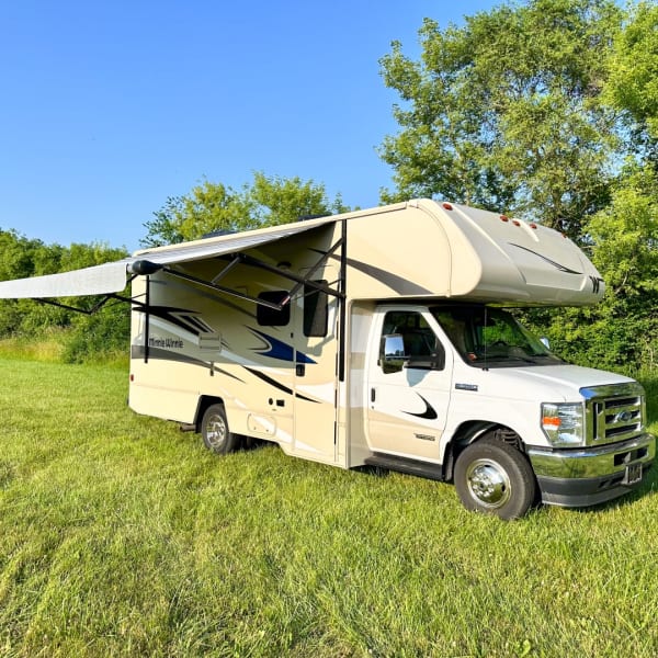 2021 Winnebago Minnie Winnie Class C available for rent in Stoughton, Wisconsin