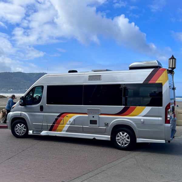 2019 Pleasure-Way Pleasure-Way Class B Class B available for rent in Aloha, Oregon