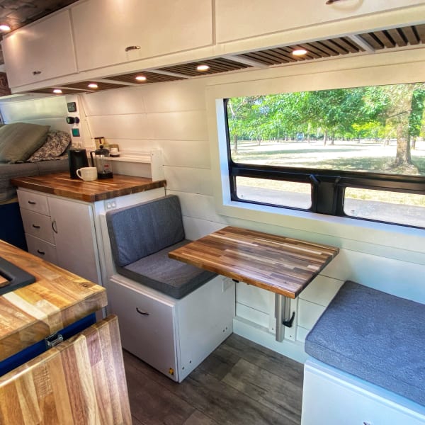 2020 Freightliner Sprinter Class B available for rent in Keizer, Oregon