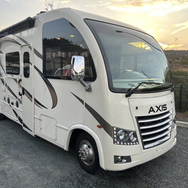 2018 Thor Axis Class A available for rent in Cranbrook, British Columbia