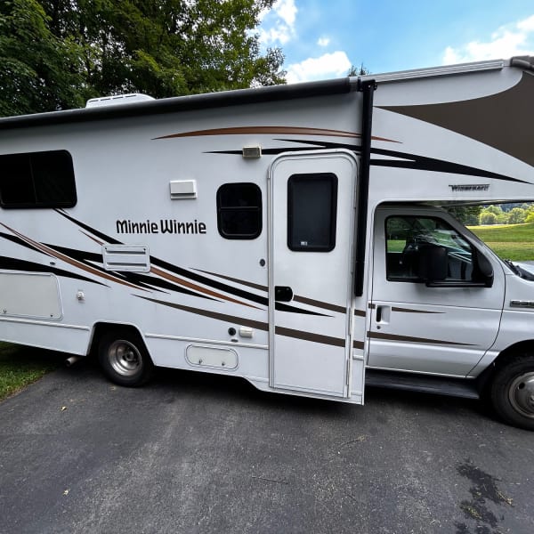 2017 Winnebago Minnie Winnie Class C available for rent in Summersville, West Virginia
