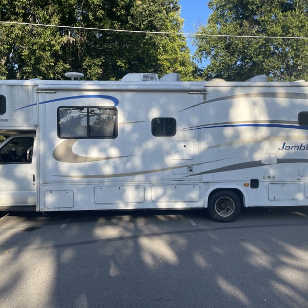 2012 Jamboree Sport Class C available for rent in Franklin, Tennessee