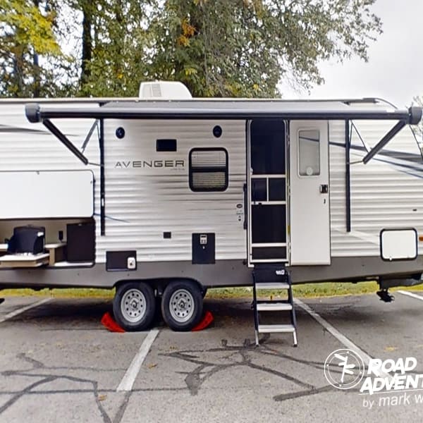 2021 Prime Time Avenger 24BHS Travel Trailer available for rent in Lorain, Ohio
