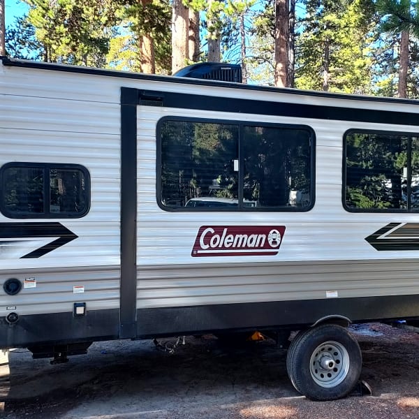 2023 Dutchmen Coleman Lantern LT Travel Trailer available for rent in Idaho Falls, Idaho