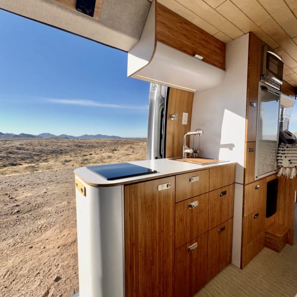 2023 Noovo Lite Class B available for rent in El Segundo, California