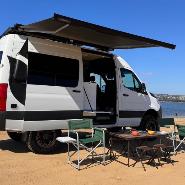 2020 Storyteller Overland Storyteller Overland Class B Class B available for rent in San Diego, California