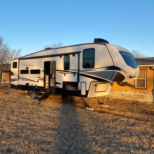 2022 Astoria 1500 Fifth Wheel available for rent in Claremore, Oklahoma