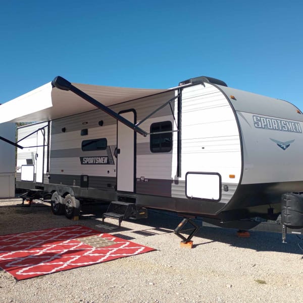 2021 KZ Sportsmen SE 312BHKSE (Delivery Only) Travel Trailer available for rent in Mineral Wells, Texas