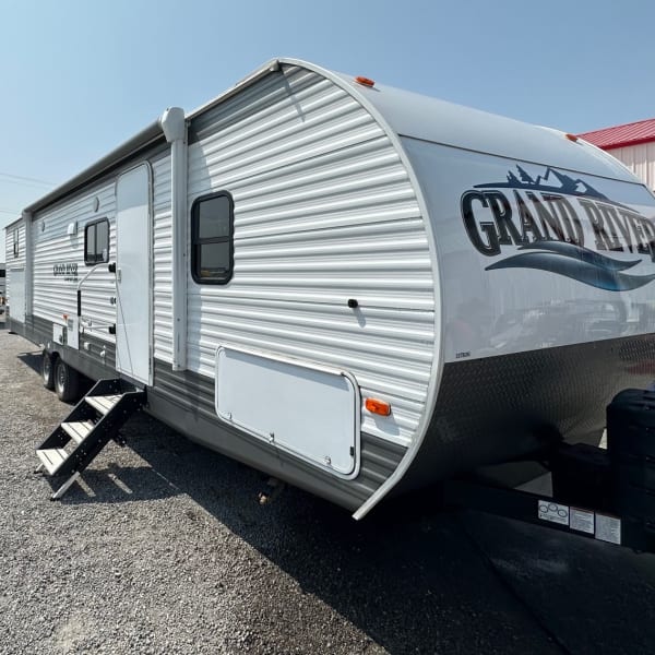 2021 Grand River Grand River 33BOK Travel Trailer available for rent in Lockport, Manitoba