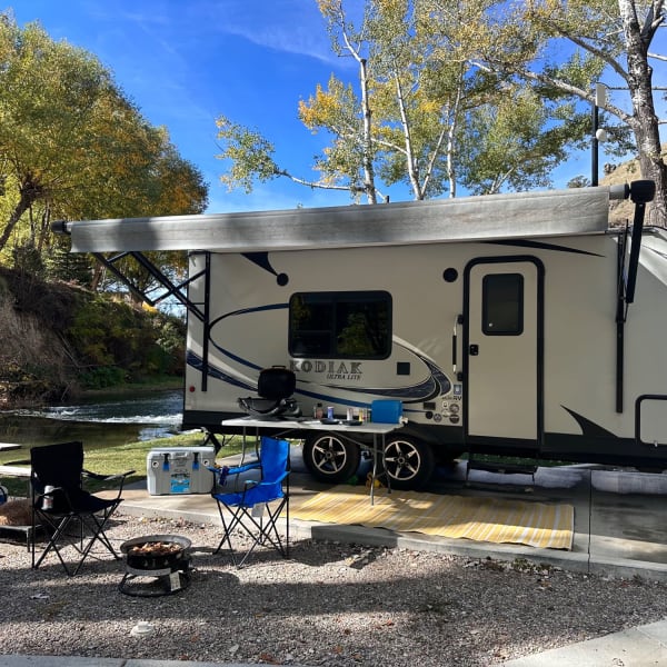 2018 Dutchmen Kodiak Ultimate Travel Trailer available for rent in Victoria, British Columbia