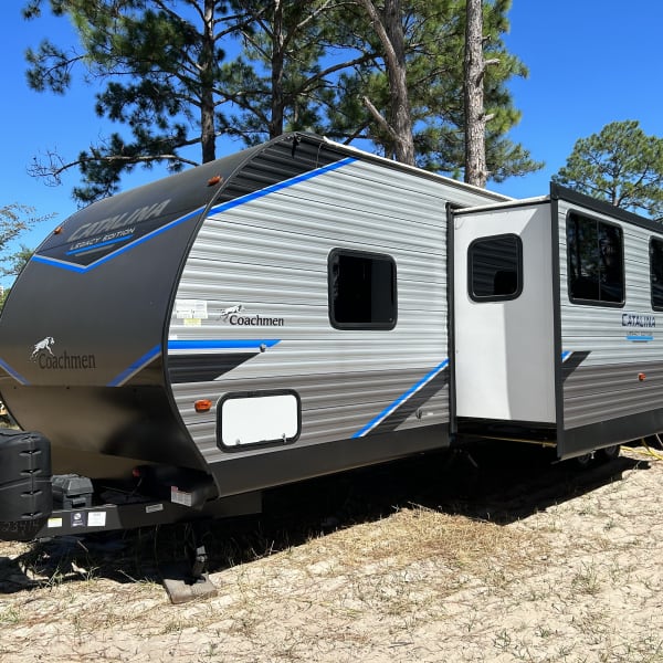 2022 Coachmen Catalina Legacy Travel Trailer available for rent in Freeport, Florida