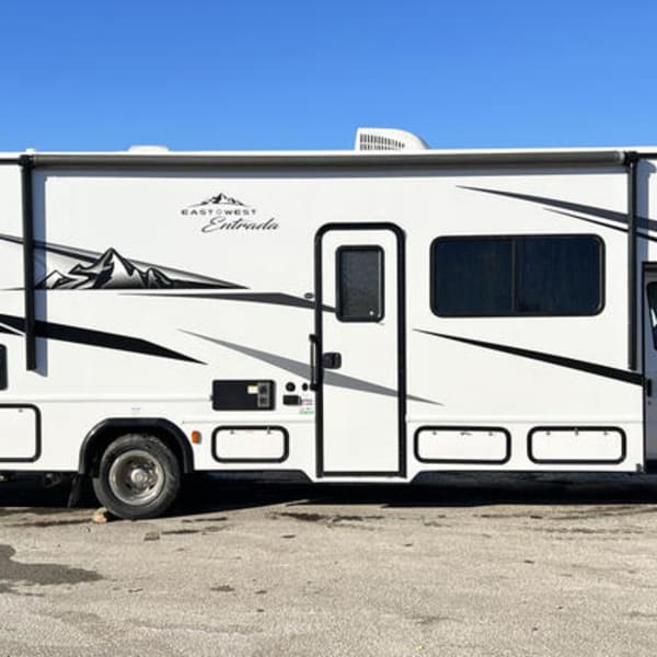2023 1FDXE4FN9RDD14726 3100FB Class C available for rent in Hazelwood, Missouri