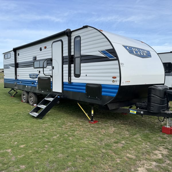 2023 Forest River Salem Cruise Lite Travel Trailer available for rent in Quincy, Washington