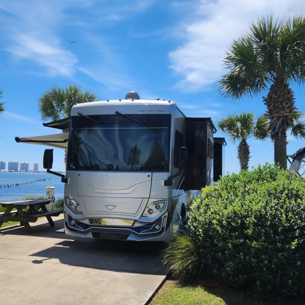 2022 Fleetwood Frontier Class A available for rent in Lawrenceville, Georgia