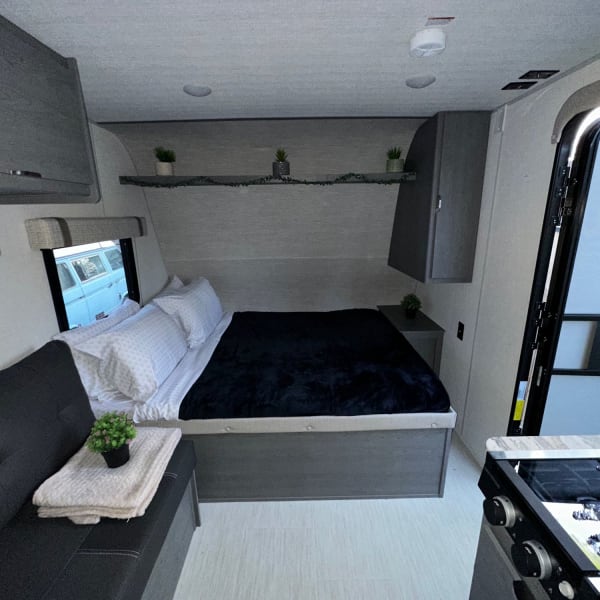 2024 Forest River Ozark Travel Trailer available for rent in Welland, Ontario