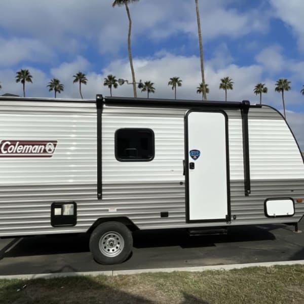 2024 Coleman Lantern 17B Travel Trailer available for rent in Bakersfield, California