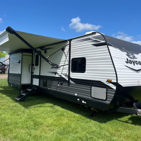2022 Jayco Jay Flight Travel Trailer available for rent in King, North Carolina