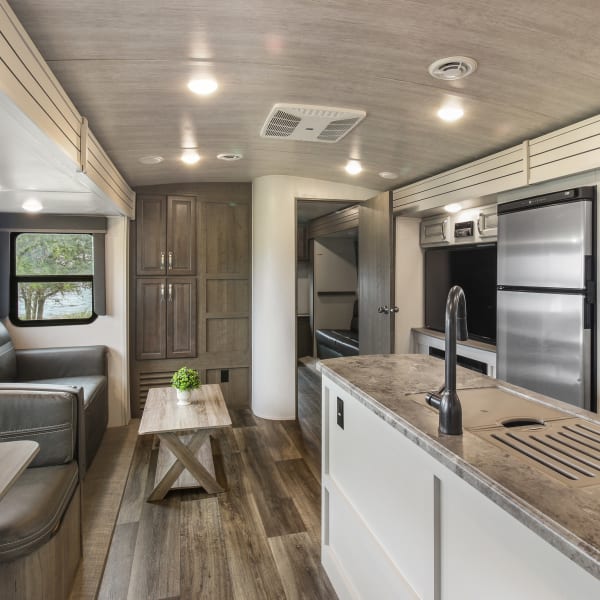 2021 Keystone RV Cougar Travel Trailer available for rent in Gulf Shores, Alabama