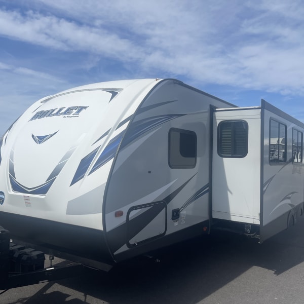 2018 Keystone RV Bullet Ultra Lite Travel Trailer available for rent in Bend, Oregon