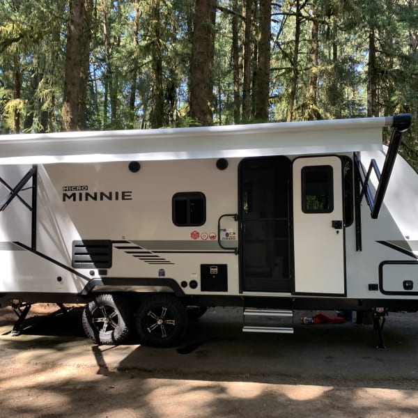 2022 Winnebago Micro Minnie 2306BHS Travel Trailer available for rent in Bellingham, Washington