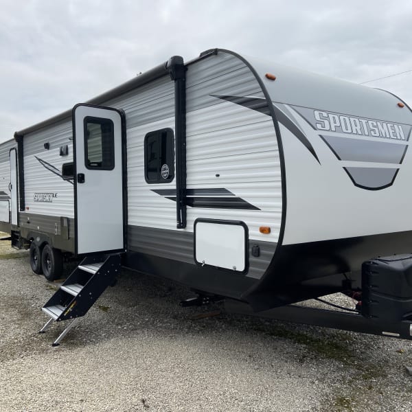 2021 Sportsmen LE Travel Trailer available for rent in Jefferson, Wisconsin