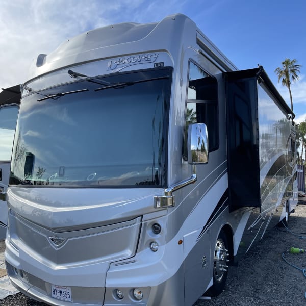 2021 Fleetwood Discovery Class A available for rent in Columbus, Ohio
