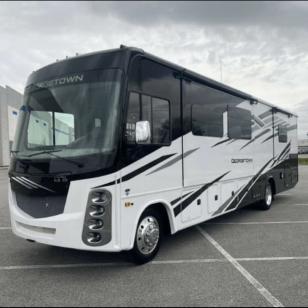 2021 Georgetown GT5 Class A available for rent in Stokesdale, North Carolina
