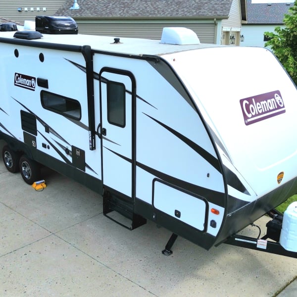 2021 Dutchmen Coleman Light Travel Trailer available for rent in Dilworth, Minnesota