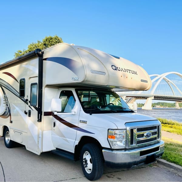 2018 Thor Quantum Class C available for rent in Bettendorf, Iowa