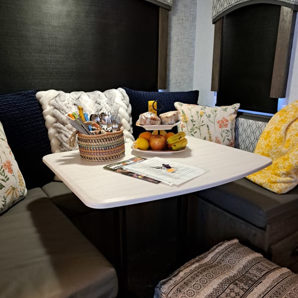 2022 Forest River Evo Travel Trailer available for rent in Hurricane, Utah