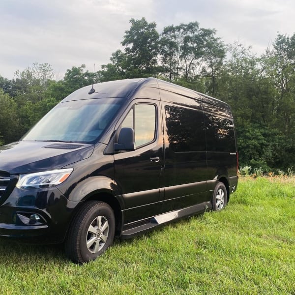 2024 Midwest Automotive Designs Ultimate Freedom Class B available for rent in Cincinnati, Ohio