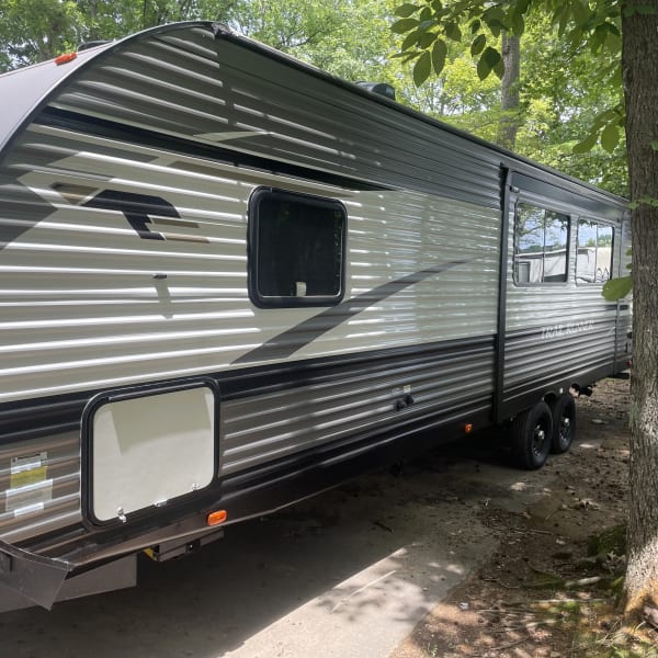 2022 Heartland RVs Trail Runner Travel Trailer available for rent in Mocksville, North Carolina