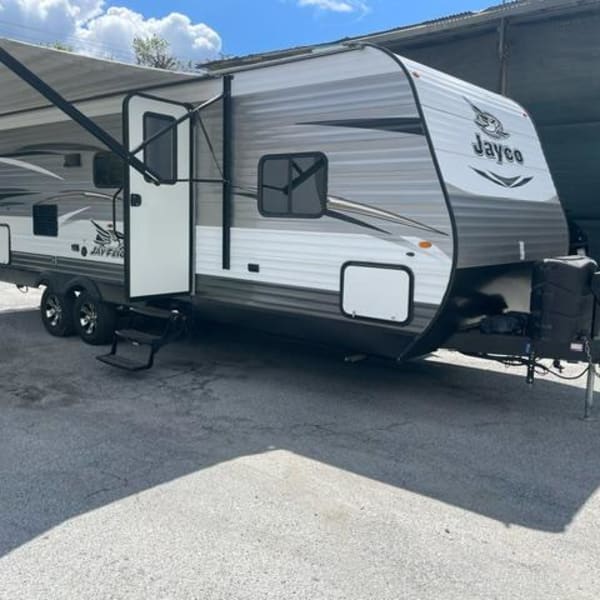 2017 Jayco Jay Flight Travel Trailer available for rent in Gilroy, California