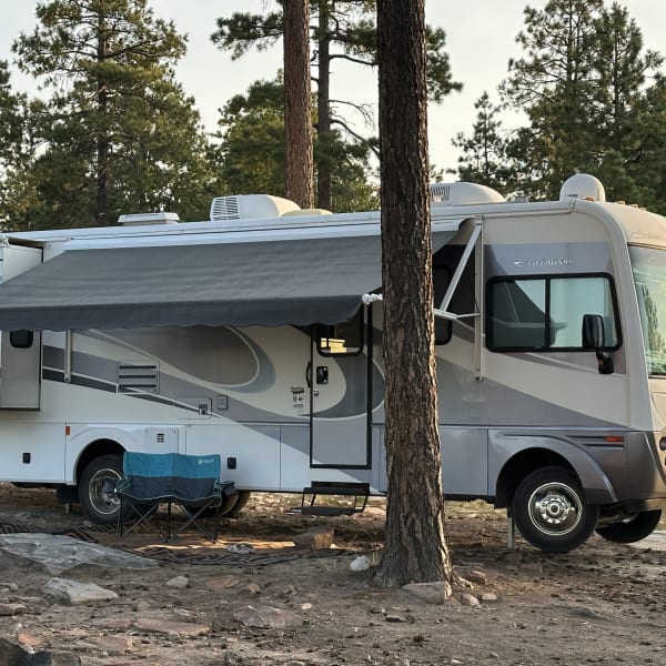 2006 Fleetwood Southwind 32VS Class A available for rent in Queen Creek, Arizona