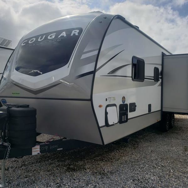 2024 Keystone RV Cougar Travel Trailer available for rent in Auburn, Alabama