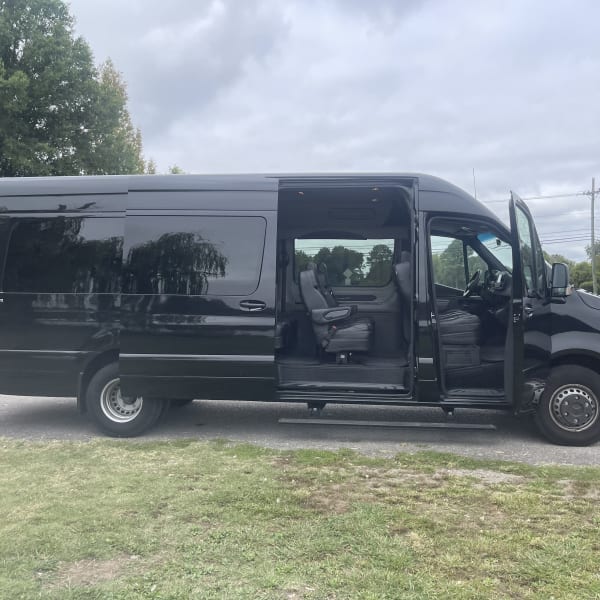 2022 Mercedes Benz Sprinter 3500 Class B available for rent in Nashville, Tennessee